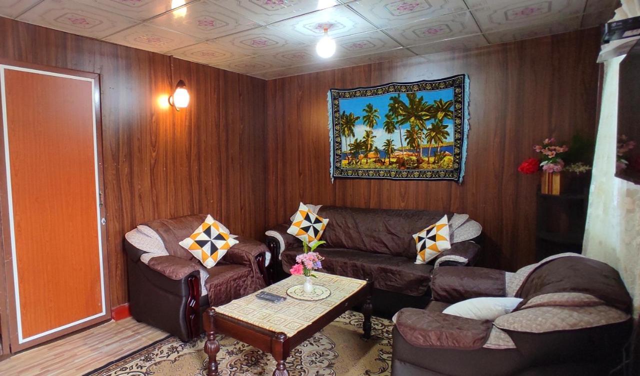 Townside Lodge Нувара-Елія Екстер'єр фото